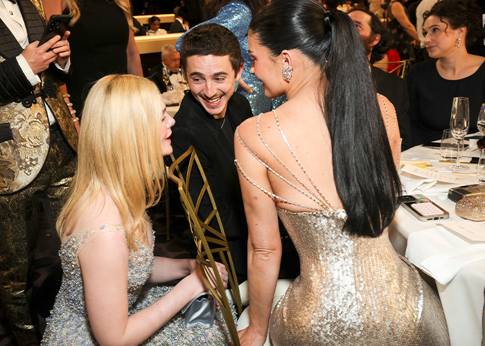Kylie Jenner’s “Weird” Golden Globes Seat Photo Sparks Heated Debate Online