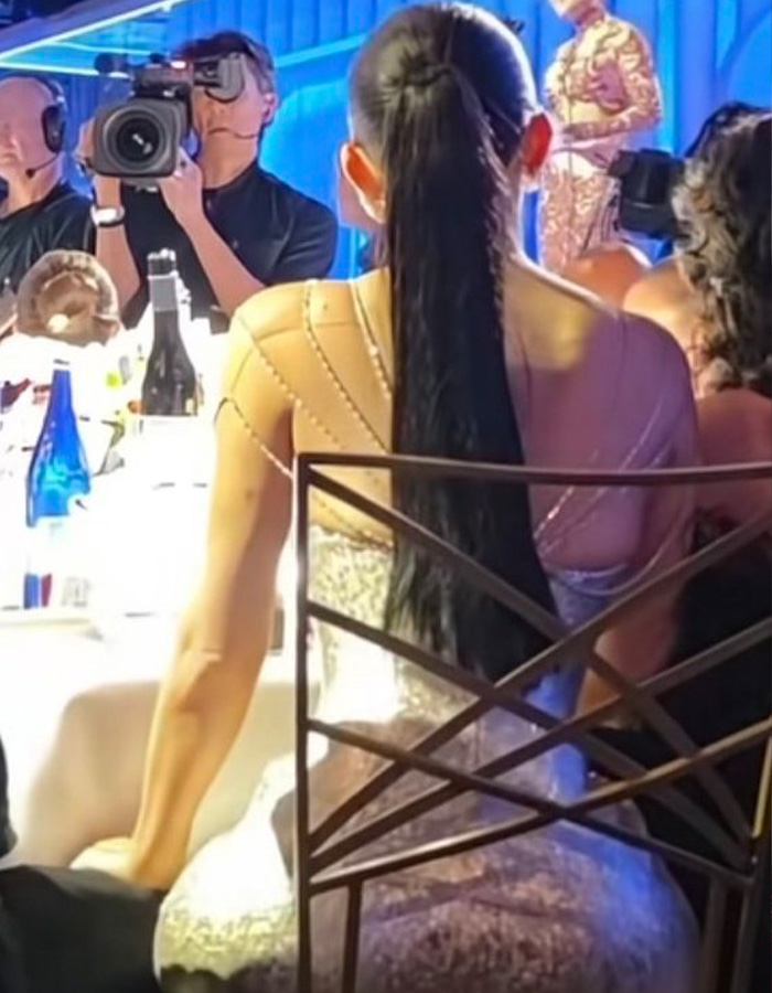 Kylie Jenner’s “Weird” Golden Globes Seat Photo Sparks Heated Debate Online