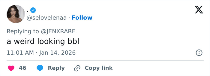 Kylie Jenner’s “Weird” Golden Globes Seat Photo Sparks Heated Debate Online