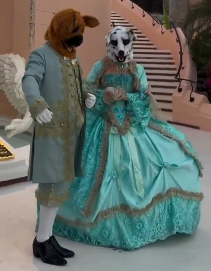 &ldquo;Creepy&rdquo; Mar-a-Lago Event With People In Dog Masks And Old-Time Costumes Blasted, Clip Stuns