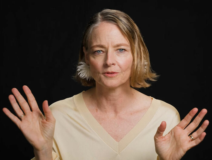 Jodie Foster Reveals How She Was Saved From Hollywood Predators As A Child Jodie Foster Reveals How She Was Saved From Hollywood Predators As A Child