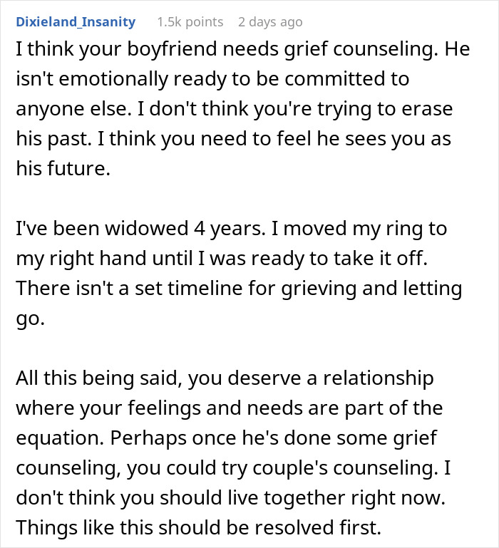 Woman Gets A Brutal Reality Check After Asking Widower Boyfriend To Take Off His Wedding Ring