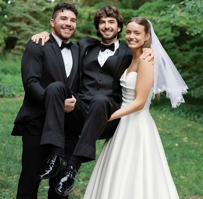 73 Awkward Wedding Photos That Are So Bad They&rsquo;re Good