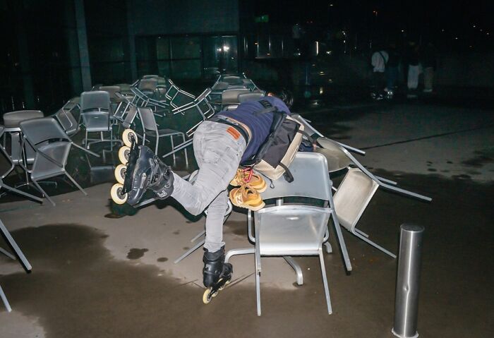 31 Street Photos By Perry Hall That Capture Life Exactly As It Happens