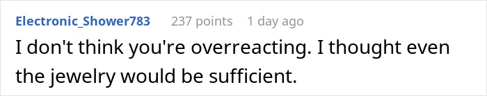 Woman Wants To Share Wedding With Late BF, Fianc&eacute; Hurt As She Pushes His Ashes Front And Center