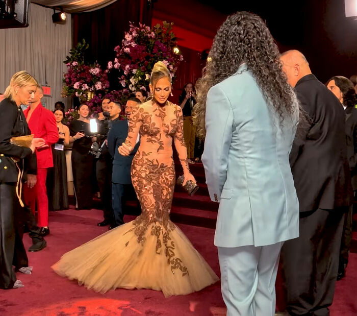 “Doesn’t Help Her Reputation”: Jennifer Lopez’s “Rude” Interaction At Golden Globes Sparks Backlash