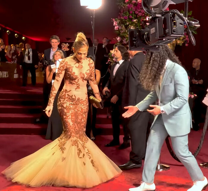 “Doesn’t Help Her Reputation”: Jennifer Lopez’s “Rude” Interaction At Golden Globes Sparks Backlash