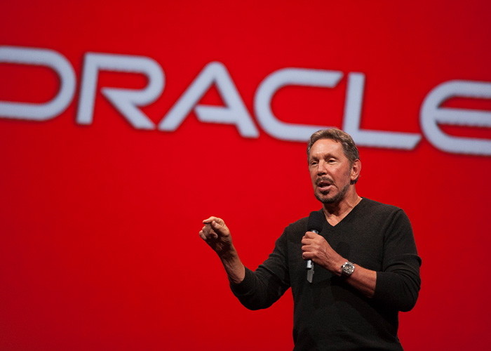 Billionaire Forced To Change The Name Of His Boat After People Realize What It Spells Backwards