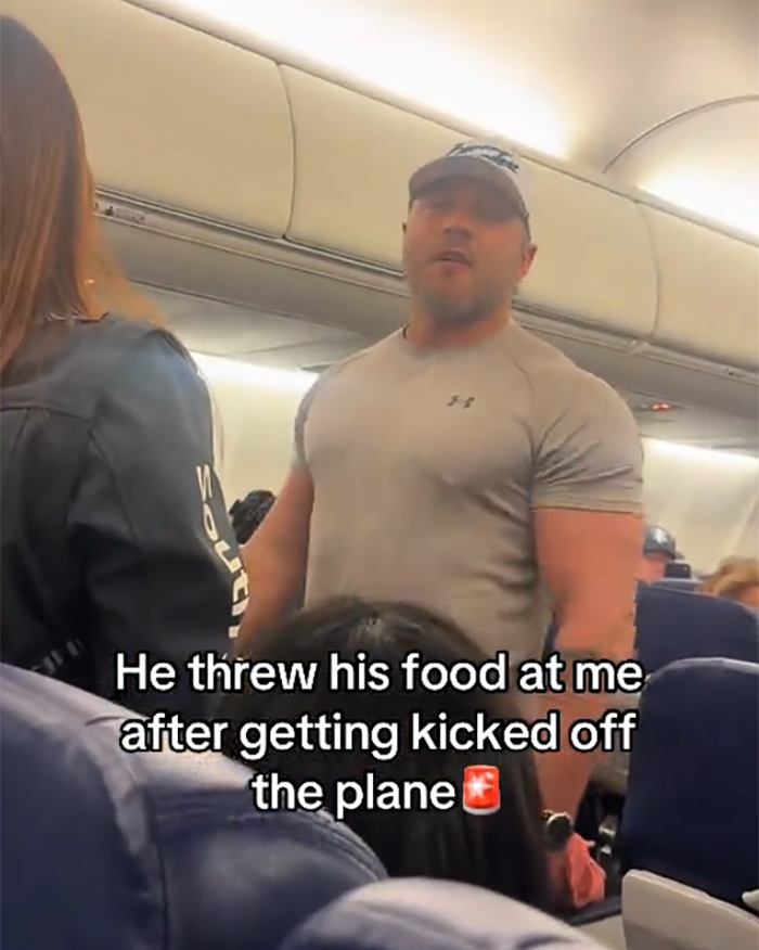 “Steroids Are Bad:” Bodybuilder Removed From Flight After Erupting With Fury At Elderly Passenger