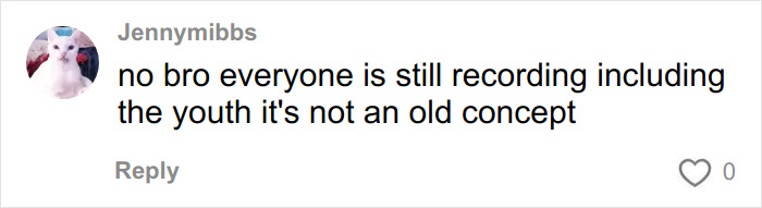 “Steroids Are Bad:” Bodybuilder Removed From Flight After Erupting With Fury At Elderly Passenger