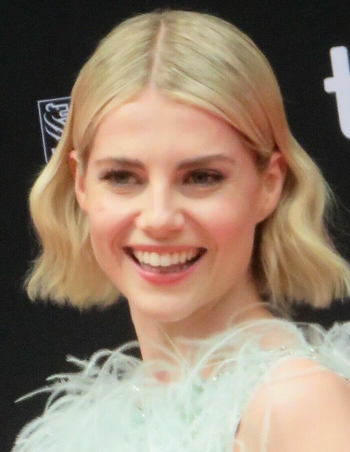 Lucy Boynton: Bio And Career Highlights