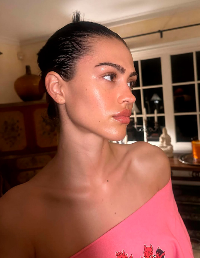 “This Is Not Filler, This Is Not Botox”: Celeb Facialist Reveals Secrets Behind Golden Globes Glow