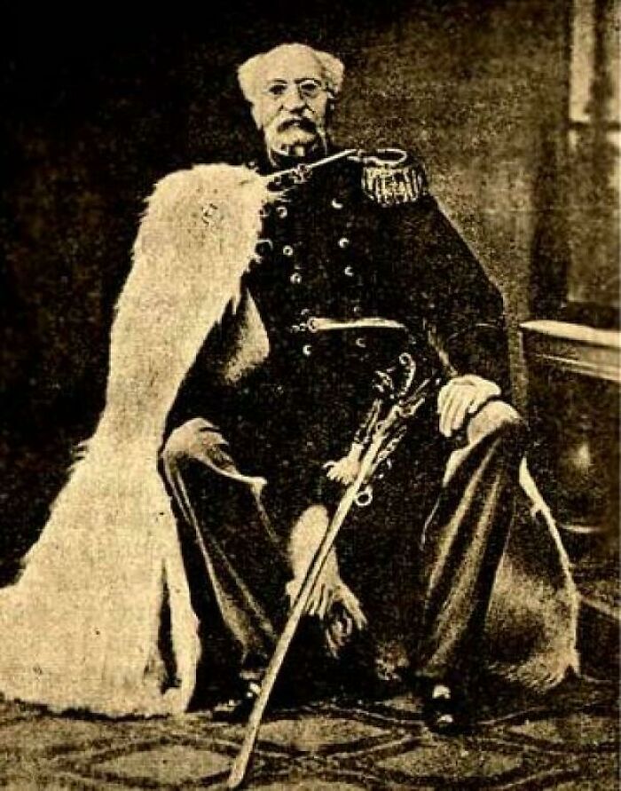 “She Vanished Without A Trace”: 55 Stories Of Unsettling History & Crime People Can’t Believe Actually Happened