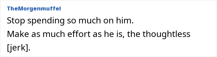 Woman Feels Bad For Being Ungrateful For Gifts From Husband, People Agree His Gifts Are Abhorrent