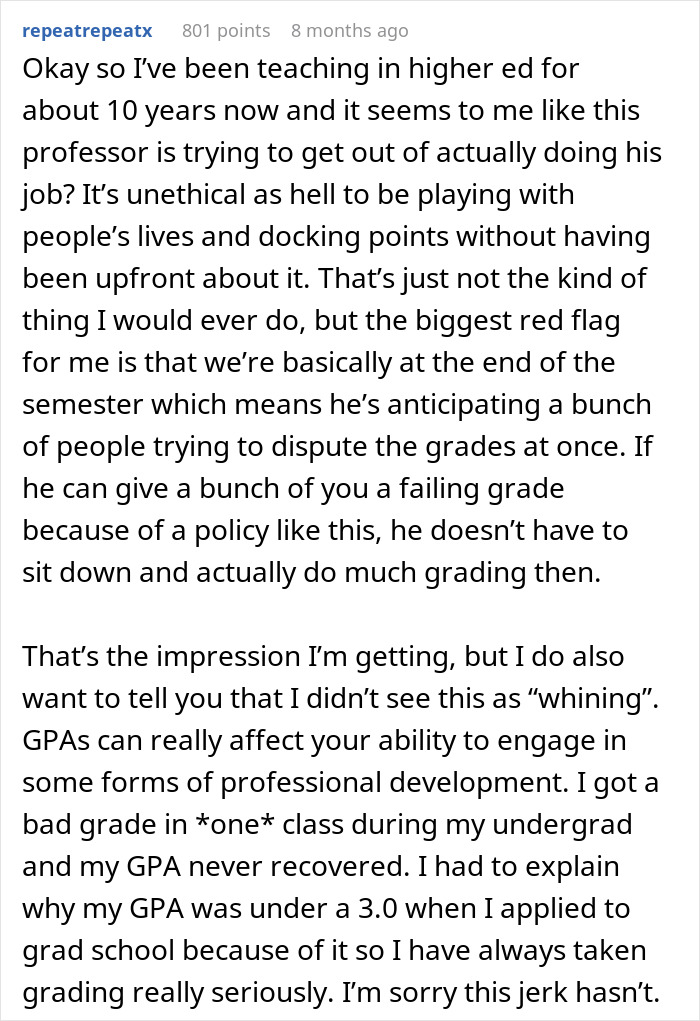 Students Push Back After Professor Enforces Phone Rule Without Warning: “I’m At Risk Of Failing This Class”