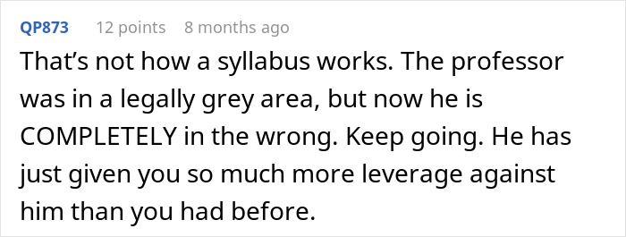 Students Push Back After Professor Enforces Phone Rule Without Warning: “I’m At Risk Of Failing This Class”