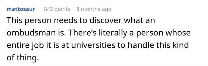 Students Push Back After Professor Enforces Phone Rule Without Warning: “I’m At Risk Of Failing This Class”