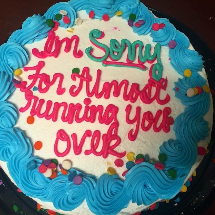 &ldquo;Too Old For Leo DiCaprio&rdquo;: 49 Funny Photos Of Cakes That Reflect Honest Emotions