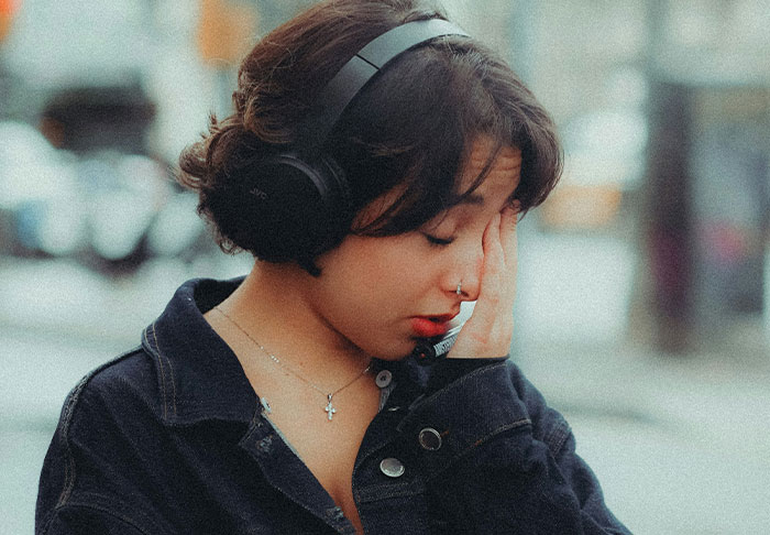 Woman Mad At Friend For Taking Her On A Walking Trip Without Warning Knowing She’s Diabetic