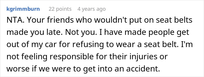 Woman Refuses To Drive Until All Friends Buckle Seat Belts, They Hold Grudge Over Ruined Road Trip Woman Refuses To Drive Until All Friends Buckle Seat Belts, They Hold Grudge Over Ruined Road Trip