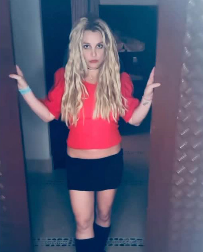 “A Shame”: Britney Spears Suffers Wardrobe Disaster In Sheer Bodysuit While Twerking To Cardi B