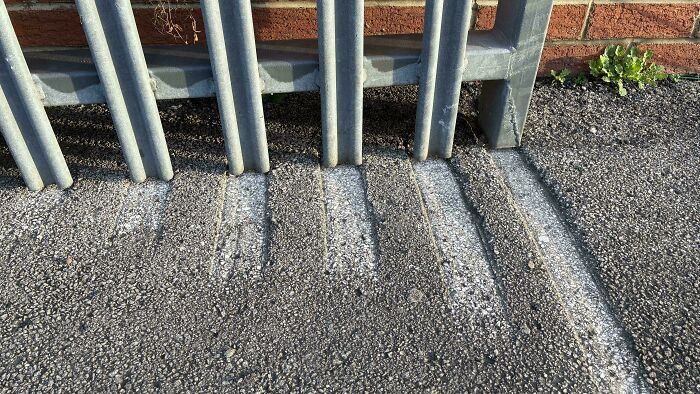 65 Fascinating Photos Of Everyday Objects That Have Worn Down In Unexpected Ways