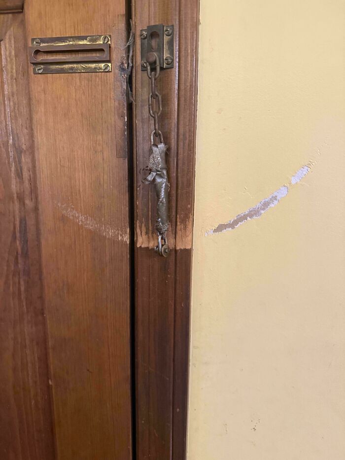 65 Fascinating Photos Of Everyday Objects That Have Worn Down In Unexpected Ways