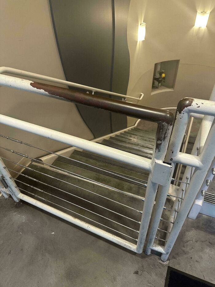 65 Fascinating Photos Of Everyday Objects That Have Worn Down In Unexpected Ways