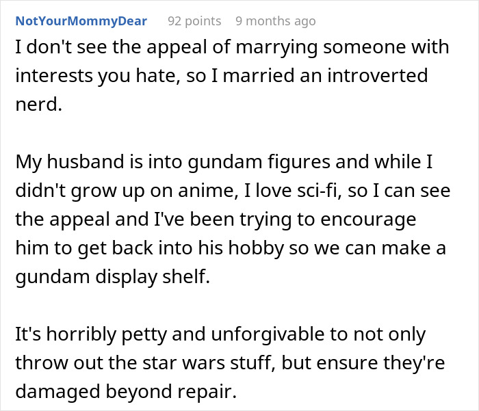 Man Plays Video Games And Buys Star Wars Figures In Secret After Wife Bans His Hobbies Man Plays Video Games And Buys Star Wars Figures In Secret After Wife Bans His Hobbies