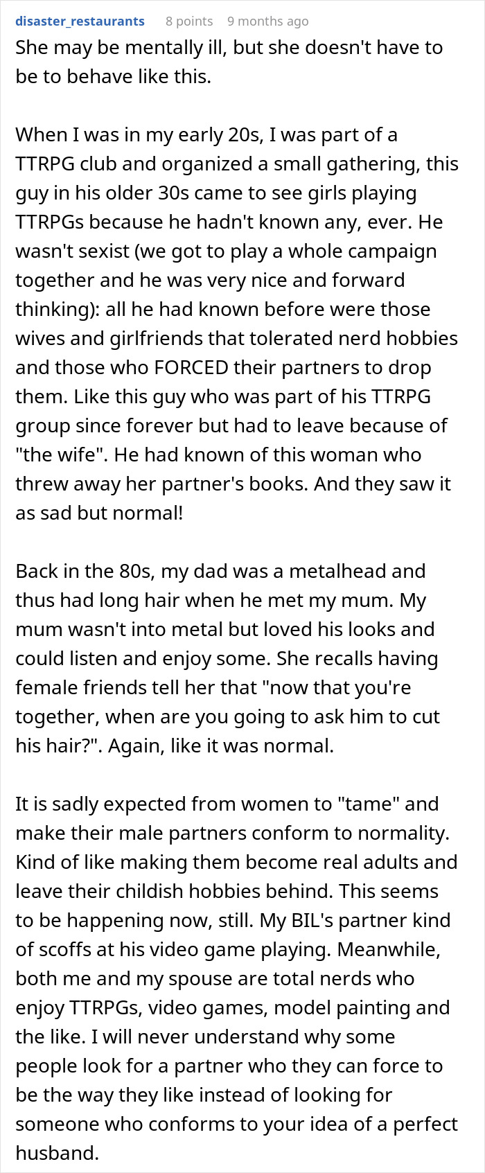 Man Plays Video Games And Buys Star Wars Figures In Secret After Wife Bans His Hobbies Man Plays Video Games And Buys Star Wars Figures In Secret After Wife Bans His Hobbies