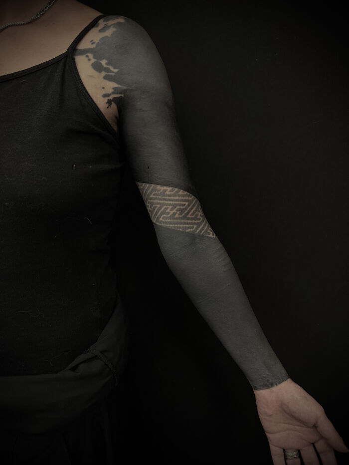 We Selected 30 Tattoos That Look So Cool They Almost Don&rsquo;t Feel Real