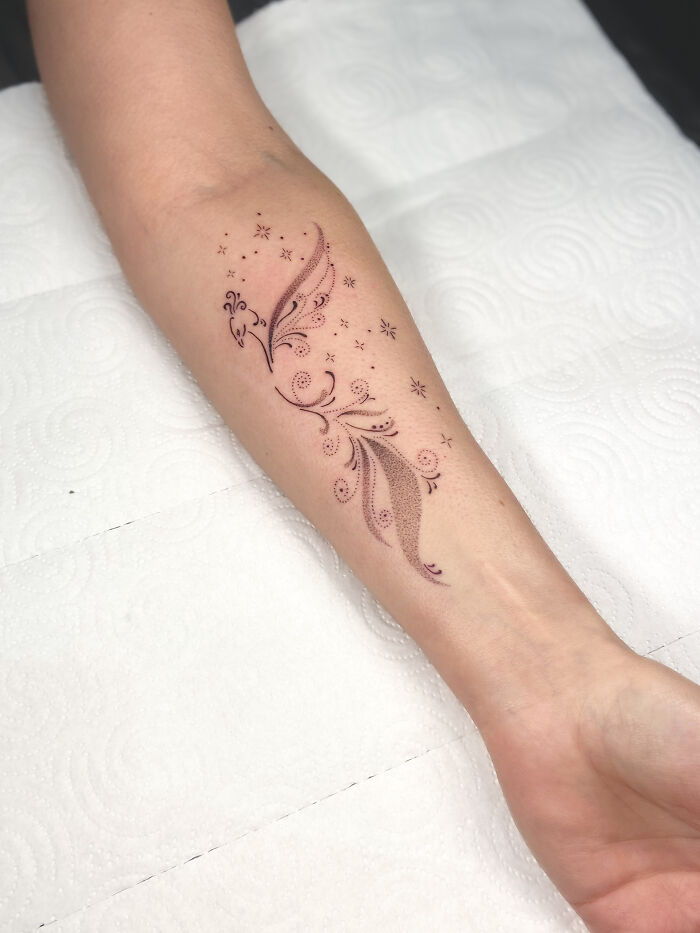 We Selected 30 Tattoos That Look So Cool They Almost Don&rsquo;t Feel Real