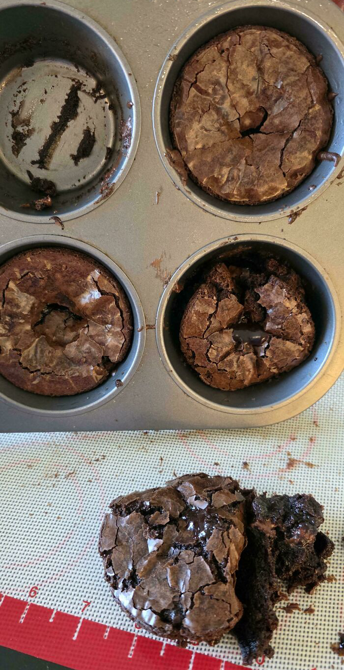 71 Times People Managed To Ruin Dessert In Ways They Didn&rsquo;t Know Were Possible