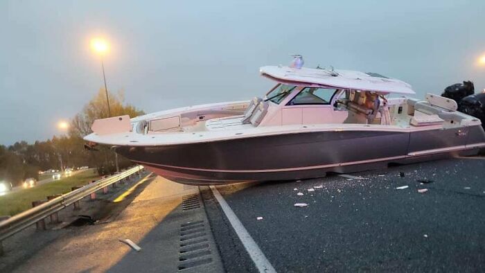 75 Unfortunate And Stupid Fails That Must Have Been Very Expensive (New Pics)