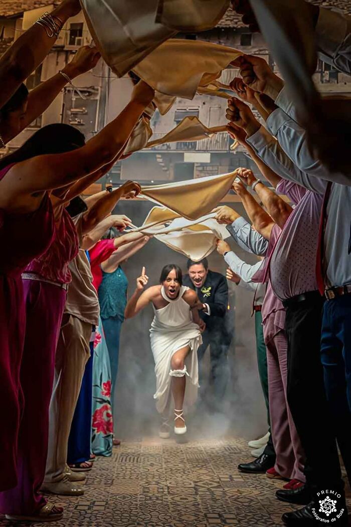 33 Award-Winning Wedding Photos From FdB Awards 2025 That Prove Love Still Looks Amazing 33 Award-Winning Wedding Photos From FdB Awards 2025 That Prove Love Still Looks Amazing