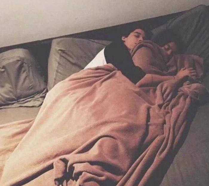 Myths Vs Reality: Do Women Need More Sleep Than Men?