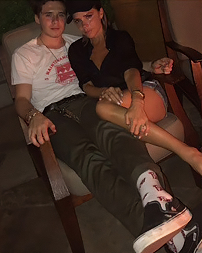 “Like A Jilted Ex”: Resurfaced Photos Of Victoria And Brooklyn Beckham Spark Wild Accusations