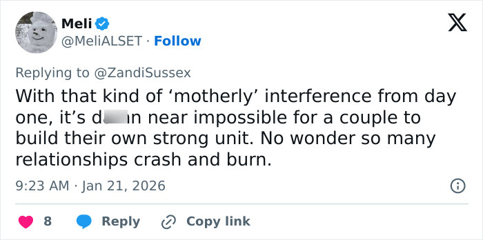 “Like A Jilted Ex”: Resurfaced Photos Of Victoria And Brooklyn Beckham Spark Wild Accusations