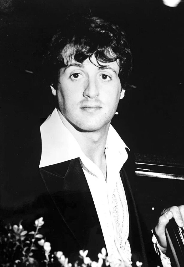 45 Celebs Who Weren&rsquo;t Nepo Babies And Went From Rags To Riches On Their Own