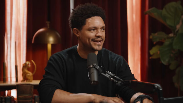 45 Celebs Who Weren&rsquo;t Nepo Babies And Went From Rags To Riches On Their Own