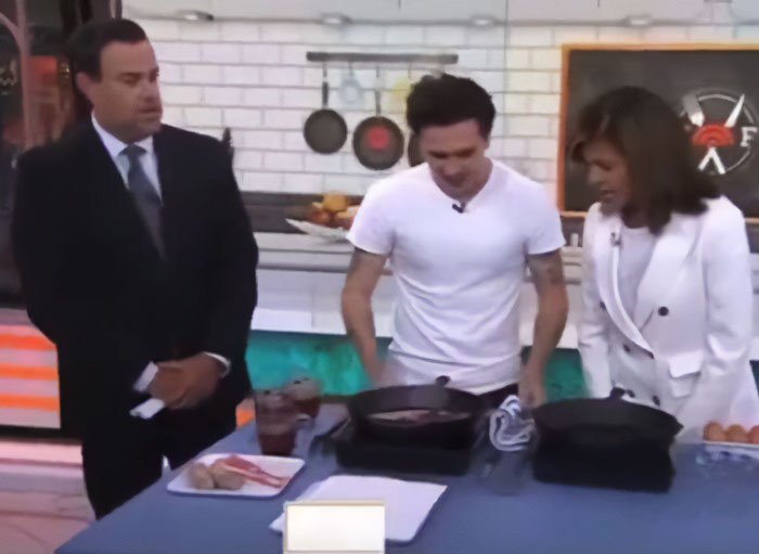 “Self-Proclaimed Chef” Brooklyn Beckham’s “Laughable” Breakfast Video Brutally Roasted Amid Family Feud “Self-Proclaimed Chef” Brooklyn Beckham’s “Laughable” Breakfast Video Brutally Roasted Amid Family Feud