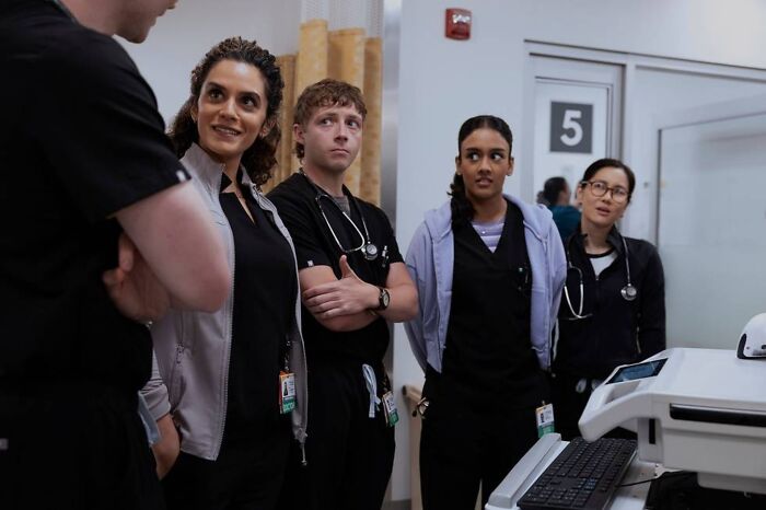 “Insufferable”: The Pitt Fans Drag New Season 2 Addition Amid Potential Romance With A Fan-Favorite Character