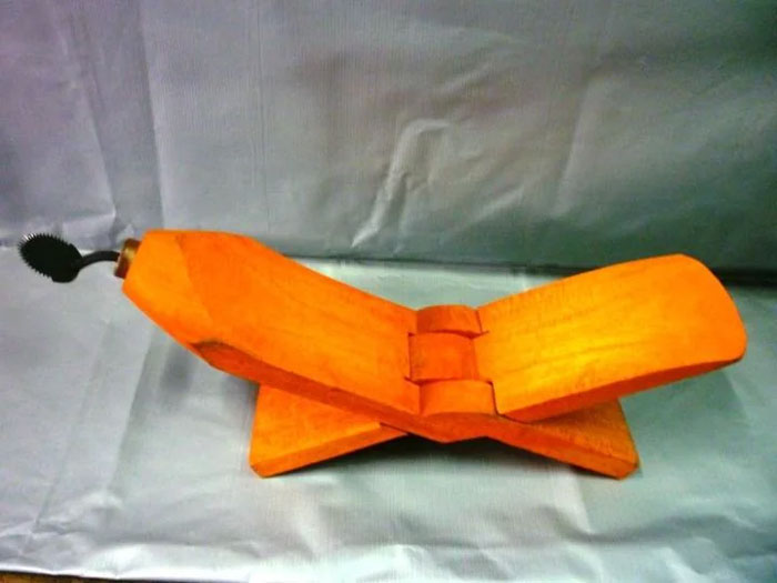 100 People Share Household Items That Exist In Their Country And Almost Nowhere Else