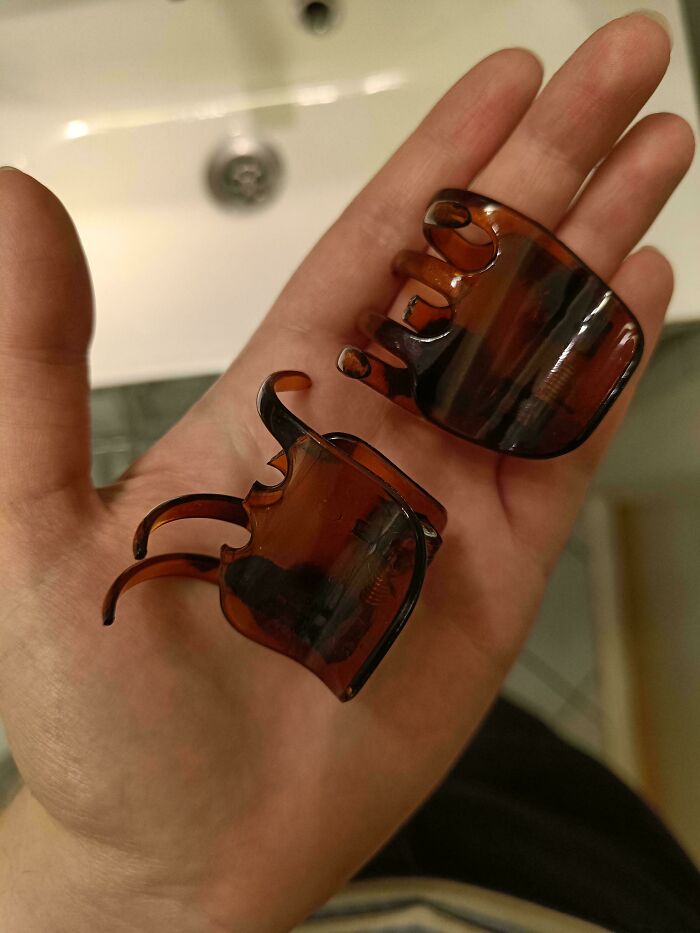 “I’ve Accepted My Fate”: 84 Mysteries People Would Love To Solve If It Wasn’t So Much Work