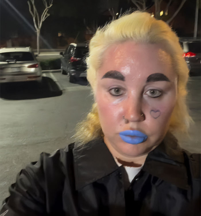 &ldquo;Tragic Tale Of Child Stars&rdquo;: Amanda Bynes&rsquo; New Tattoo Raises Alarm As Fans Call It A “Scream For Help”