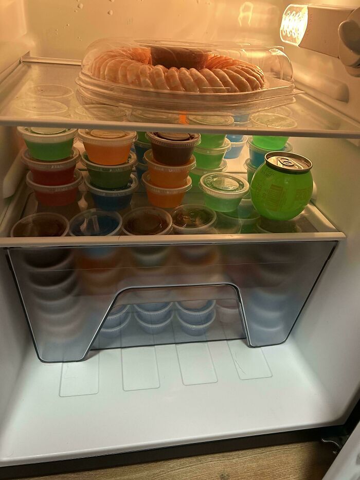 37 Of The Most Interesting Fridge Contents That Would Not Pass The Pinterest Aesthetic Vibe