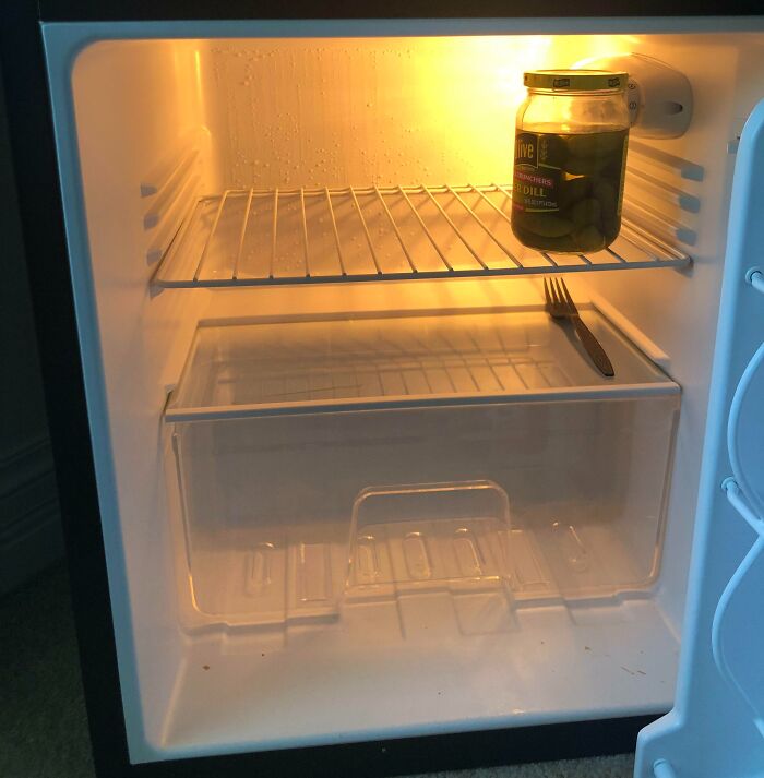 37 Of The Most Interesting Fridge Contents That Would Not Pass The Pinterest Aesthetic Vibe