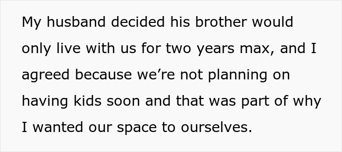 Wife Is Done With Hubs&rsquo; Relatives Living With Them, He Throws A Fit As She Won&rsquo;t House His Mommy