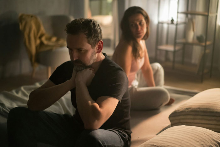 Dad Feels Guilty For Distancing Himself From Daughter Amidst Messy Divorce, Discovers The Heartbreaking Truth