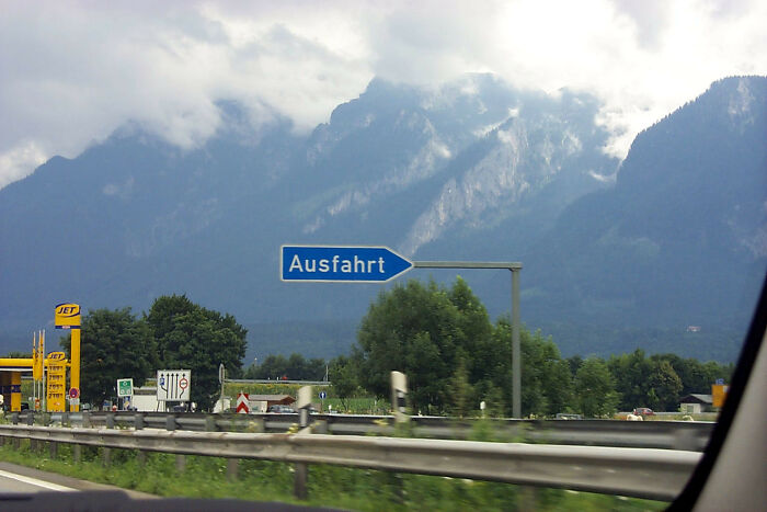 People Are Sharing Their Local Inside Jokes And These 38 Are Pretty Funny People Are Sharing Their Local Inside Jokes And These 38 Are Pretty Funny